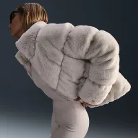Nike Sportswear Windpuffer женская Therma-FIT Loose Faux Fur Куртка цвет коричневый