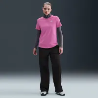Nike Sportswear Club Essentials женская футболка Pink