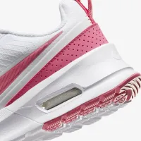 Nike Air Max Nuaxis женская Кроссовки цвет белый