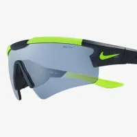 Nike Cloak Youth Mirroцвет красный Sunglasses цвет серый