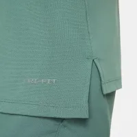 Nike Multi Big дитячі (для хлопчиків) Dri-FIT тренувальні Top колір зелений