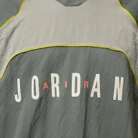 Nike Jordan Flight чоловічі Long-Sleeve Warm-Up Top колір зелений