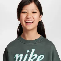Nike Sportswear Club Fleece Girls' Boxy Crew-Neck свитшот цвет зеленый