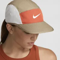Nike Dri-FIT Fly Unstructuколір червоний Swoosh Cap колір коричневий