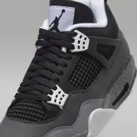 Nike Air Jordan 4 Retro 