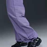 Nike Sportswear Everything Wovens женская Mid-Rise Open-Hem Pants цвет фиолетовый