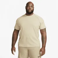 Nike Dri-FIT ADV A.P.S. чоловічі Short-Sleeve Fitness Top колір коричневий