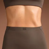 NikeSKIMS Matte женская С высокой Талией Footsie Grip лосины цвет коричневый
