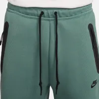 Nike Sportswear Tech Fleece чоловічі Open-Hem Sweatpants колір зелений