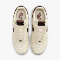 Nike Air Force 1 '07 чоловічі Кросівки колір коричневий