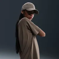 Nike Sportswear Essential женская футболка цвет коричневый