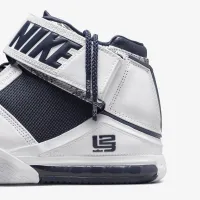Nike Zoom LeBron 2 чоловічі Кросівки колір білий