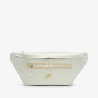 Nike Elemental Premium Fanny Pack (8L) колір зелений
