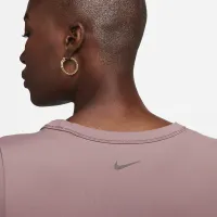 Nike One Fitted женская Dri-FIT Short-Sleeve Cropped Top цвет фиолетовый