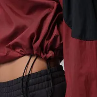 Nike Jordan Brooklyn женская Woven Long-Sleeve Graphic Pullover цвет черный