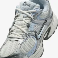Nike V5 RNR женская Кроссовки цвет белый