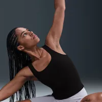 Nike Zenvy жіноча Dri-FIT Tank Top колір чорний