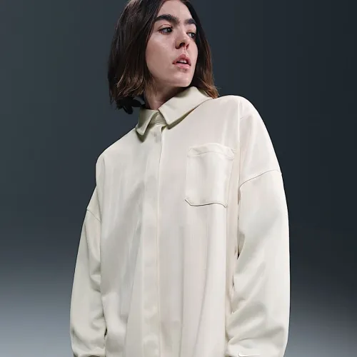 Nike Sportswear женская оверсайз Jacquard Striped Button-Down Shirt цвет коричневый