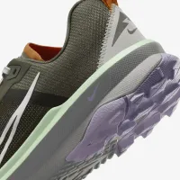 Nike Kiger 9 чоловічі Trail Running Кросівки колір зелений
