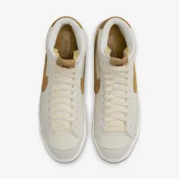 Nike Blazer Mid '77 Vintage чоловічі Кросівки колір білий