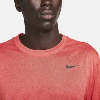 Nike Dri-FIT Legend чоловічі Long-Sleeve Fitness Top колір червоний
