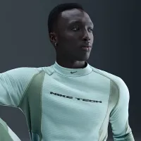 Nike Tech мужские Base Layer Long Sleeve Top цвет зеленый