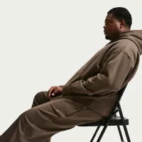 Nike Solo Swoosh мужские Fleece Open-Hem Pants цвет коричневый