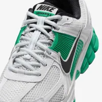 Nike Zoom Vomero 5 женская Кроссовки with Reflective Accents цвет белый