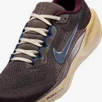 Nike Pegasus 41 Premium чоловічі Road Running Кросівки колір коричневий