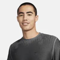 Nike A.P.S. чоловічі Dri-FIT ADV Short-Sleeve Versatile Top колір сірий