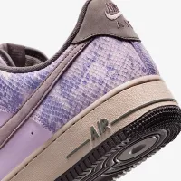 Nike Air Force 1 '07 LV8 чоловічі Кросівки колір фіолетовий