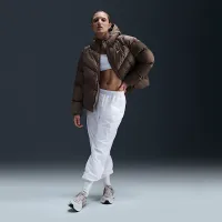 Nike Sportswear Windpuffer женская Storm-FIT Loose Куртка цвет коричневый