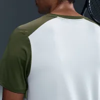 NikeCourt Advantage мужские Tennis Top цвет зеленый