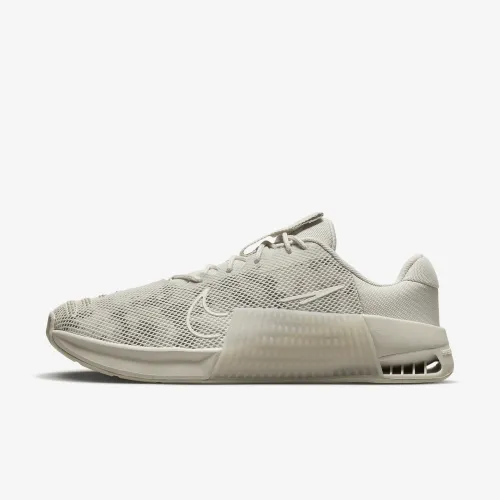 Nike Metcon 9 AMP жіноча для тренування Кросівки колір сірий