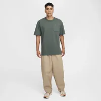 Nike Sportswear Premium Essentials чоловічі Pocket футболка колір зелений