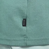 Nike Sportswear Premium Essentials чоловічі Long-Sleeve футболка колір зелений