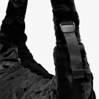 Nike Sportswear Faux Fur Slouchy сумка (19L) колір чорний