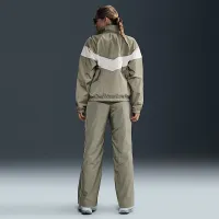 Nike Windrunner женская С высокой Талией Woven Open-Hem Pants цвет зеленый