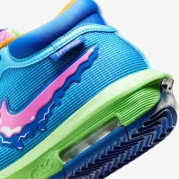 Nike LeBron Witness 8 