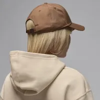 Nike Jordan Rise Cap Adjustable Hat колір коричневий