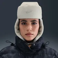 Nike Fly Unstructuколір червоний Puffer Trapper Cap колір сірий