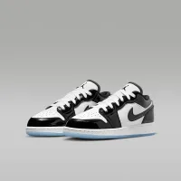 Nike Air Jordan 1 Low SE Big дитячі Кросівки колір білий