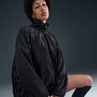 Nike Sportswear Collection женская Pleated Track Куртка цвет черный