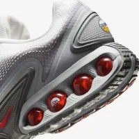 Nike Air Max Dn SE чоловічі Кросівки колір сірий