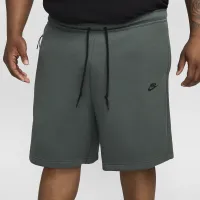 Nike Sportswear Tech Fleece мужские шорты цвет зеленый
