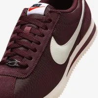 Nike Cortez Textile Кроссовки цвет красный
