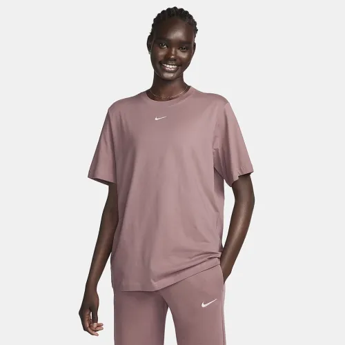 Nike Sportswear Essential жіноча футболка колір фіолетовий
