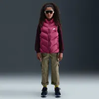 Nike Sportswear All Day Play Big детские Therma-FIT Loose-Fit Puffer Vest цвет фиолетовый