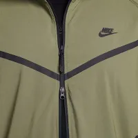 Nike Tech мужские Woven Куртка цвет зеленый
