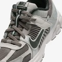 Nike Vomero 5 Little дитячі Кросівки колір сірий